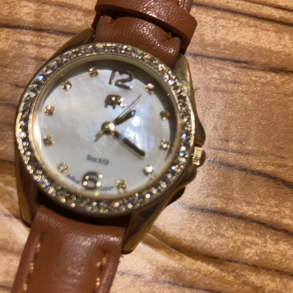 Beautiful Rhinestone Watch - Picture 3 of 5